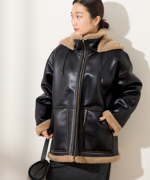 journal standard L'essage（ジャーナルスタンダードレサージュ）の「フェイクレザーボア パーカーコート（その他アウター・レディース・ブラック・FREE）」の7枚目の写真