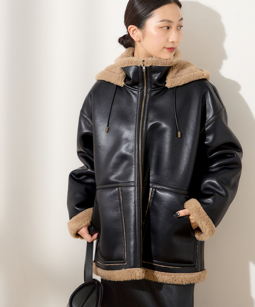 journal standard L'essage（ジャーナルスタンダードレサージュ）の「フェイクレザーボア パーカーコート（その他アウター・レディース・ブラック・FREE）」の8枚目の写真