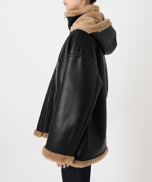 journal standard L'essage（ジャーナルスタンダードレサージュ）の「フェイクレザーボア パーカーコート（その他アウター・レディース・ブラック・FREE）」の10枚目の写真