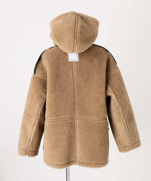 journal standard L'essage（ジャーナルスタンダードレサージュ）の「フェイクレザーボア パーカーコート（その他アウター・レディース・ブラック・FREE）」の20枚目の写真