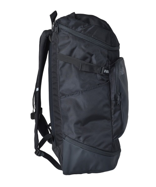 NEW BALANCE（ニューバランス）の「トップローディングバックパック 40L（バックパック/リュック・メンズ・ブラック/グリーン系カモフラージュ/ブラック×ホワイト・ONE SIZE）」の6枚目の写真