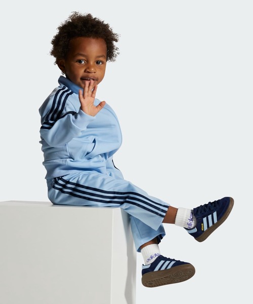 ハンドボール スペツィアル コンフォートクロージャー 伸縮シュー