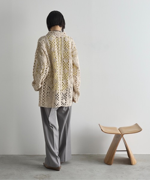 THE YOn（ザヨン）の「トーションレースルーズフィットシャツ（シャツ/ブラウス・レディース・ナチュラル/ブラック・FREE）」の10枚目の写真