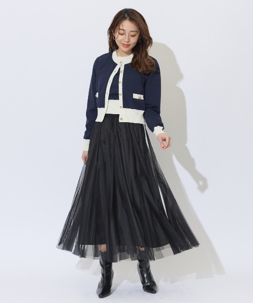 AND COUTURE(アンドクチュール)の「ウエストリブサイドラインストライプ×チュールロングスカート(スカート・レディース・オフホワイト/ライトグレー/ブラック/ネイビー/ブラウン・FREE)」の17枚目の写真