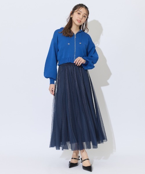 AND COUTURE(アンドクチュール)の「ウエストリブサイドラインストライプ×チュールロングスカート(スカート・レディース・オフホワイト/ライトグレー/ブラック/ネイビー/ブラウン・FREE)」の9枚目の写真