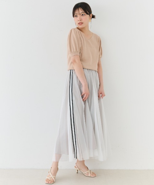 AND COUTURE(アンドクチュール)の「ウエストリブサイドラインストライプ×チュールロングスカート(スカート・レディース・オフホワイト/ライトグレー/ブラック/ネイビー/ブラウン・FREE)」の20枚目の写真