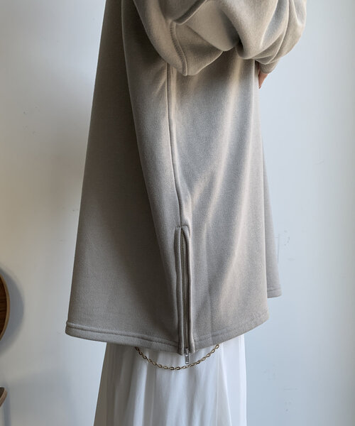 DouDou(ドゥドゥ)の「【WEB限定】ラメサガラ刺繍ランタンスリーブチュニック(Tシャツ/カットソー・レディース・グレイッシュベージュ/アイボリー/ブラック・FREE)」の20枚目の写真