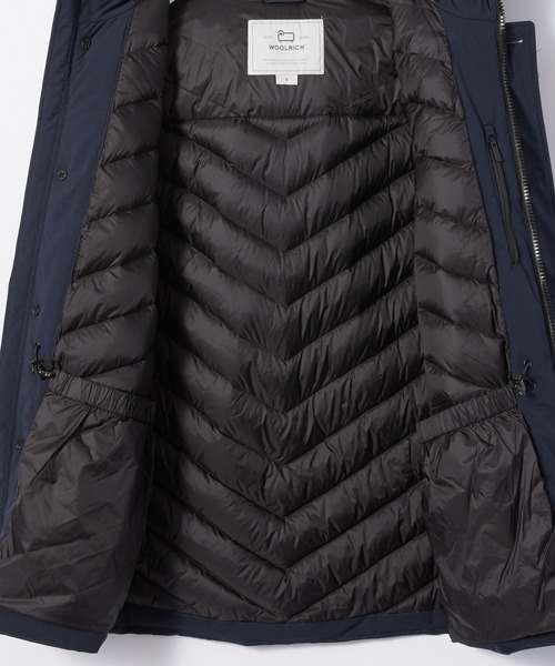 WOOLRICH（ウールリッチ）の「WOOLRICH ARCTIC STRETCH DOWN PARKA ウールリッチ ストレッチ　アークティック ダウンパーカ（ダウンジャケット/コート・メンズ・ネイビー/ブラック・SMALL/MEDIUM/LARGE）」の14枚目の写真
