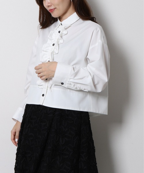 n. 様 ヴェロフォンナ　フリルクロップドシャツ ヴェロフォンナフリルクロップドシャツ