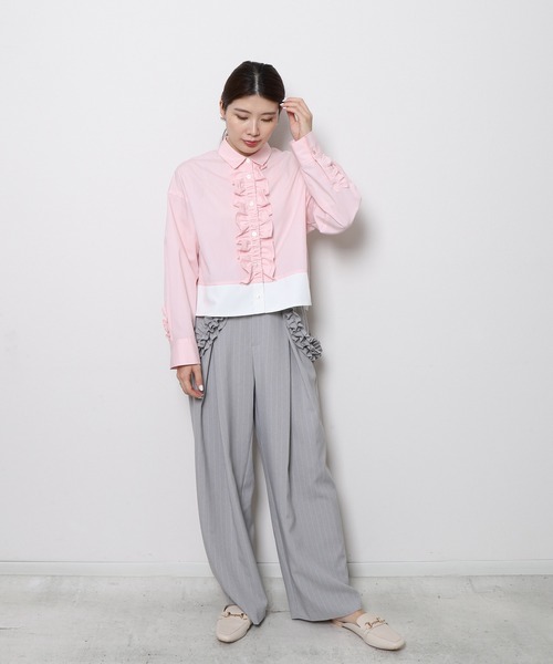 Re.Verofonna（ヴェロフォンナ）の「クロップドフリルブラウス（シャツ/ブラウス・レディース・ネイビー/ブルー系その他/ホワイト/ピンク・MEDIUM）」の12枚目の写真