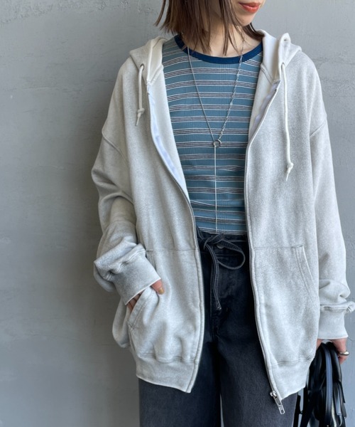 JEANS FACTORY Clothes（ジーンズファクトリークローズ）の「[Jeans Factory Clothes/ジーンズファクトリークローズ] ケミカル加工 フェードスウェットジップパーカー（スウェット・レディース・ブラック/ネイビー/ホワイト・M/L）」の3枚目の写真
