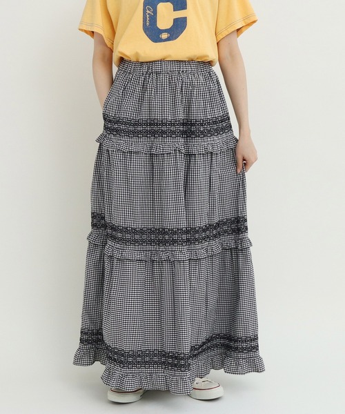 Dot&Stripes CHILD WOMAN(ドットアンドストライプス チャイルドウーマン)の「60sギンガム スモッキングスカート(スカート・レディース・ブラック/レッド・FREE)」の3枚目の写真
