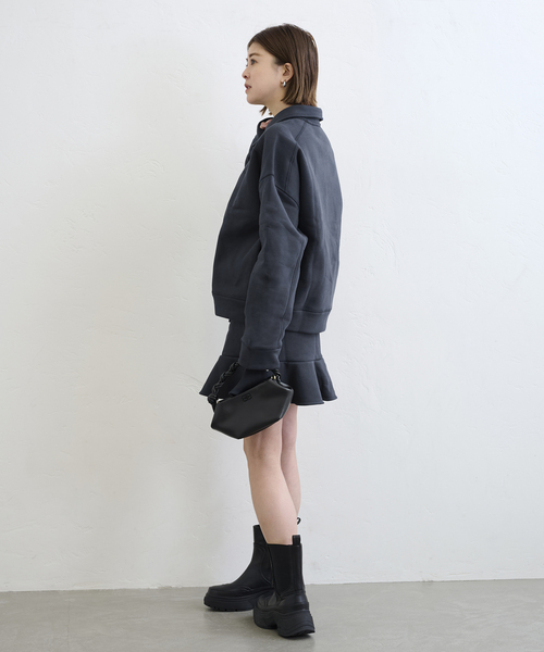 GANNI(ガニー)の「GANNI/ ガニー Heavy Fleece Drop Shoulder Polo(スウェット・レディース・ネイビー・FREE)」の19枚目の写真