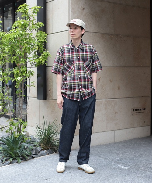 OMNIGOD（オムニゴッド）の「[OMNIGOD mens / オムニゴッド] コットンリネンマドラスチェック ショートスリーブボックスシャツ（シャツ/ブラウス・メンズ・レッド系その他・2/3/4）」の17枚目の写真