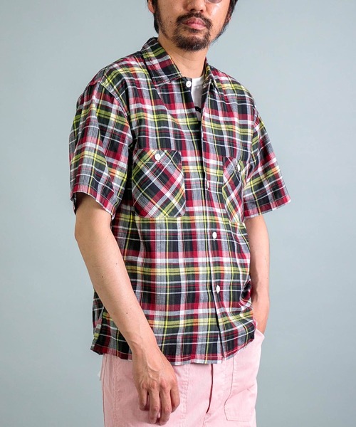 OMNIGOD（オムニゴッド）の「[OMNIGOD mens / オムニゴッド] コットンリネンマドラスチェック ショートスリーブボックスシャツ（シャツ/ブラウス・メンズ・レッド系その他・2/3/4）」の4枚目の写真
