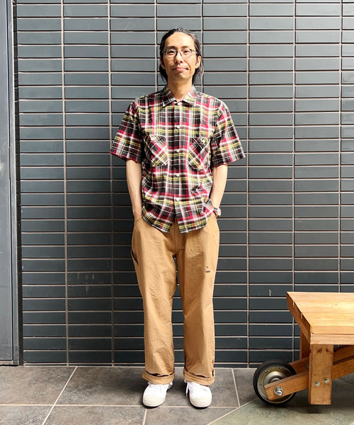 OMNIGOD（オムニゴッド）の「[OMNIGOD mens / オムニゴッド] コットンリネンマドラスチェック ショートスリーブボックスシャツ（シャツ/ブラウス・メンズ・レッド系その他・2/3/4）」の18枚目の写真