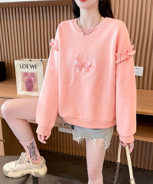 2ly2(トゥーリートゥー)の「ふんわりガーリー♪バタフライ刺繍×フリルスリーブトレーナー(その他トップス・レディース・ベージュ/ピンク・FREE)」の15枚目の写真