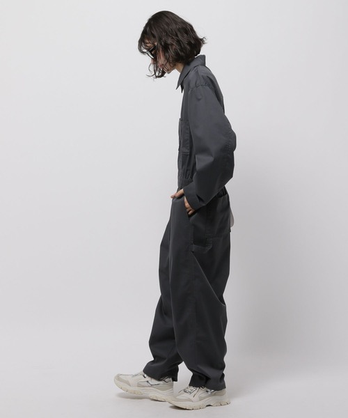 Dickies(ディッキーズ)の「【Dickies(ディッキーズ)】別注 TCツイルオールインワン(つなぎ/オールインワン・レディース・グレー/ベージュ・MEDIUM/LARGE)」の4枚目の写真
