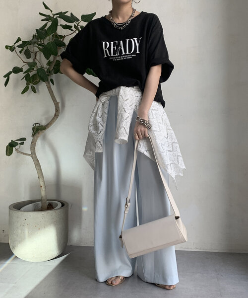 DouDou(ドゥドゥ)の「半袖ロゴスウェット(Tシャツ/カットソー・レディース・ライトベージュ/グレー/チャコールグレー・FREE)」の12枚目の写真