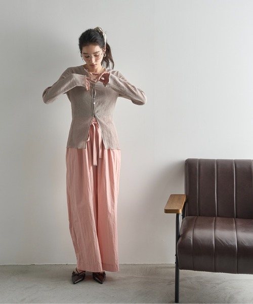 THE YOn 新品 タグ付き 完売品 2WAYシアー楊柳ロングスリーブトップス THE YOn 新品 タグ付き 完売品 2WAYシアー楊柳ロングスリーブ