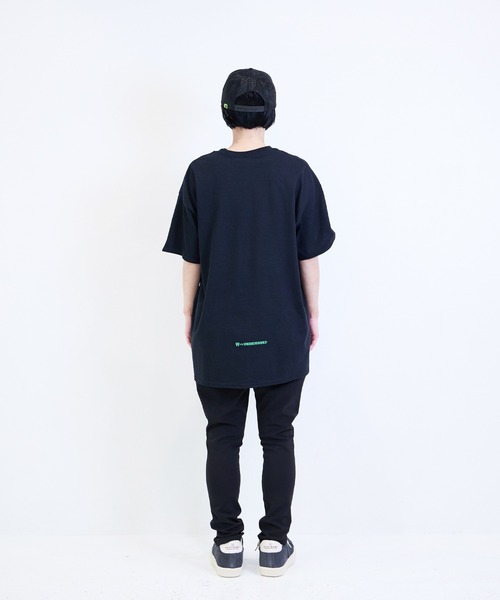 [W] by VIRGOwearworks（ダブリューバイヴァルゴウェアーワークス）の「Flame logo SSPT（Tシャツ/カットソー・メンズ・ホワイト×ブルー/ブラック×グリーン/ブラック×ピンク・MEDIUM/LARGE/X-LARGE/XX-LARGE）」の16枚目の写真