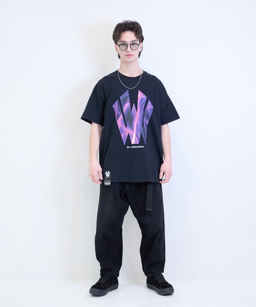[W] by VIRGOwearworks（ダブリューバイヴァルゴウェアーワークス）の「Flame logo SSPT（Tシャツ/カットソー・メンズ・ホワイト×ブルー/ブラック×グリーン/ブラック×ピンク・MEDIUM/LARGE/X-LARGE/XX-LARGE）」の13枚目の写真