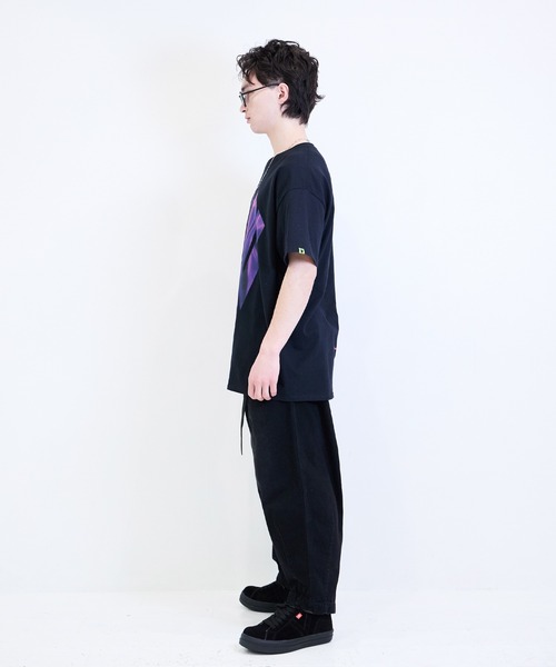 [W] by VIRGOwearworks（ダブリューバイヴァルゴウェアーワークス）の「Flame logo SSPT（Tシャツ/カットソー・メンズ・ホワイト×ブルー/ブラック×グリーン/ブラック×ピンク・MEDIUM/LARGE/X-LARGE/XX-LARGE）」の12枚目の写真