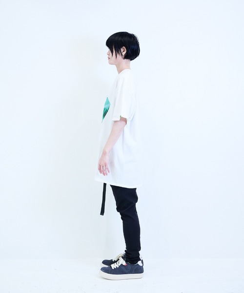 [W] by VIRGOwearworks（ダブリューバイヴァルゴウェアーワークス）の「Flame logo SSPT（Tシャツ/カットソー・メンズ・ホワイト×ブルー/ブラック×グリーン/ブラック×ピンク・MEDIUM/LARGE/X-LARGE/XX-LARGE）」の7枚目の写真