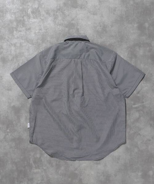 FFEIN(フェイン)の「【FFEIN(フェイン)】ワンポイント刺繍オーバーサイズ半袖シャツ / 半袖 シャツ レギュラー 刺繍 ワンポイント シンプル(シャツ/ブラウス・メンズ・ブラック/サックスブルー/ネイビー/ブラウン/グリーン/A・SMALL/MEDIUM/LARGE)」の8枚目の写真