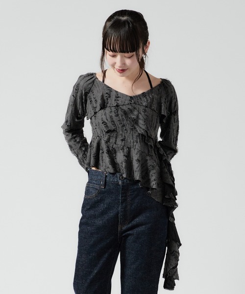 Chick(チック)の「Irregular Hem Frill tape Tops / イレギュラーヘムフリルテレコトップス(シャツ/ブラウス・レディース・ブラック/ベージュ/ブラウン/グレー・FREE)」の18枚目の写真