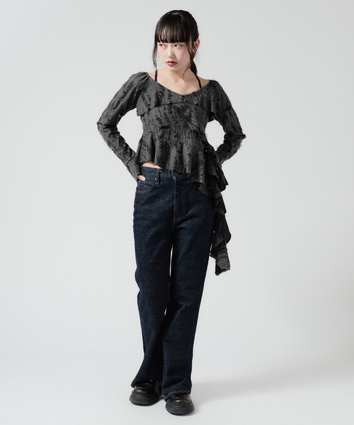 Chick(チック)の「Irregular Hem Frill tape Tops / イレギュラーヘムフリルテレコトップス(シャツ/ブラウス・レディース・ブラック/ベージュ/ブラウン/グレー・FREE)」の21枚目の写真