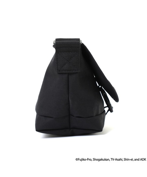 Manhattan Portage(マンハッタンポーテージ)の「Manhattan Portage/マンハッタンポーテージ ショルダーバック "ドラえもん" NYLON MESSENGER BAG FLAP ZIPPER POCKET DORAEMON 25 MP1605JRFZPDORA25(メッセンジャーバッグ・メンズ・ブラック・FREE)」の6枚目の写真