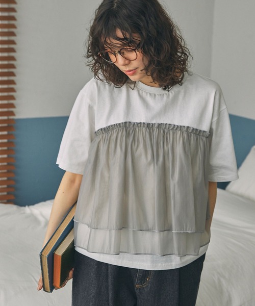 Bibiy.チュール切り替え 半袖Tシャツ グレー ブラックサンプル品 ビスチェ風 チュールドッキング 半袖Tシャツ MONO-MART LADY'S│MONO