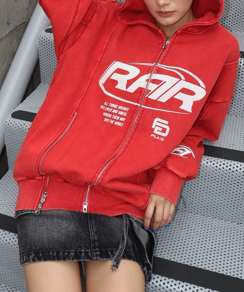 ROGER AND RAW（ロジャーアンドロウ）の「ダブルジップロゴプリントパーカー（パーカー・レディース・オフホワイト/ブラック/グリーン/レッド/スミクロ/ネイビー/レッド系・FREE）」の7枚目の写真