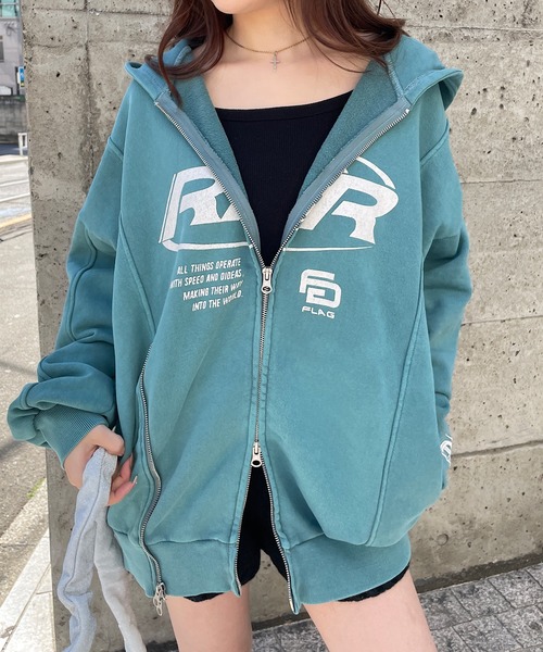 ROGER AND RAW（ロジャーアンドロウ）の「ダブルジップロゴプリントパーカー（パーカー・レディース・オフホワイト/ブラック/グリーン/レッド/スミクロ/ネイビー/レッド系・FREE）」の19枚目の写真