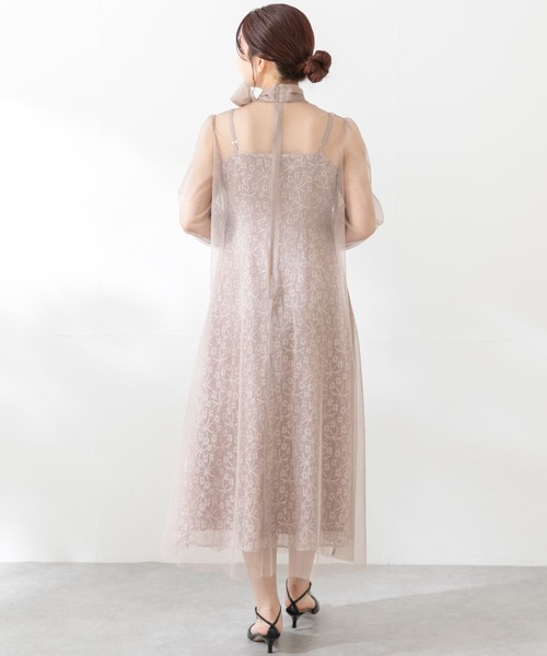 URBAN RESEARCH ROSSO WOMEN(アーバンリサーチ ロッソ)の「kaene ラメチュールレイヤードレースドレス(ワンピース・レディース・ベージュ系その他/ブラック・36)」の9枚目の写真