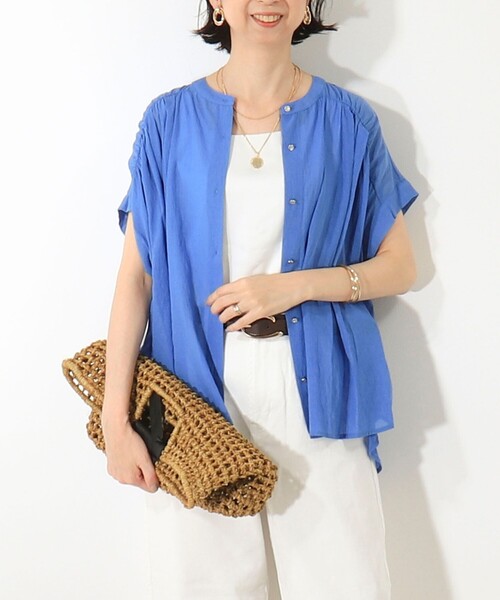 MICO COULIER（ミコクリエ）の「麻調シアーギャザーブラウス（シャツ/ブラウス・レディース・ブラック/キナリ/レッド/ブルー/モカ・38）」の4枚目の写真