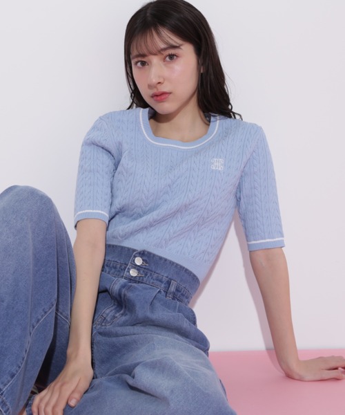 JILL by JILL STUART(ジルバイジルスチュアート)の「◇ランダムケーブルニット(ニット/セーター・レディース・ホワイト/ネイビー/イエロー/ブルー・FREE)」の3枚目の写真