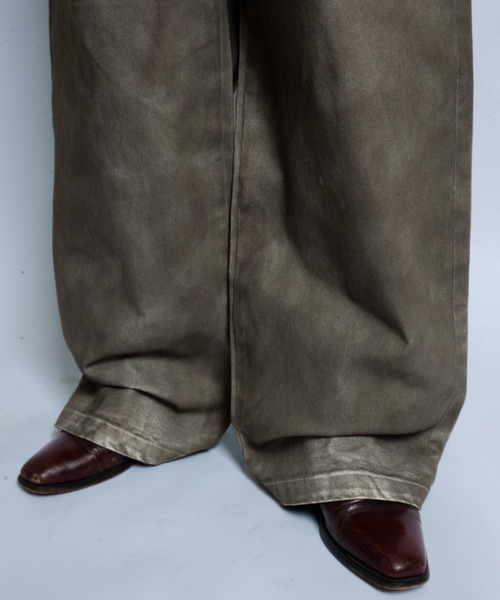 CAMPHOR WOOD(カンファーウッド)の「wide baggy spray processing denim trousers / ワイドバギースプレー加工デニム(デニムパンツ・メンズ・ブラウン・SMALL/MEDIUM/LARGE)」の14枚目の写真