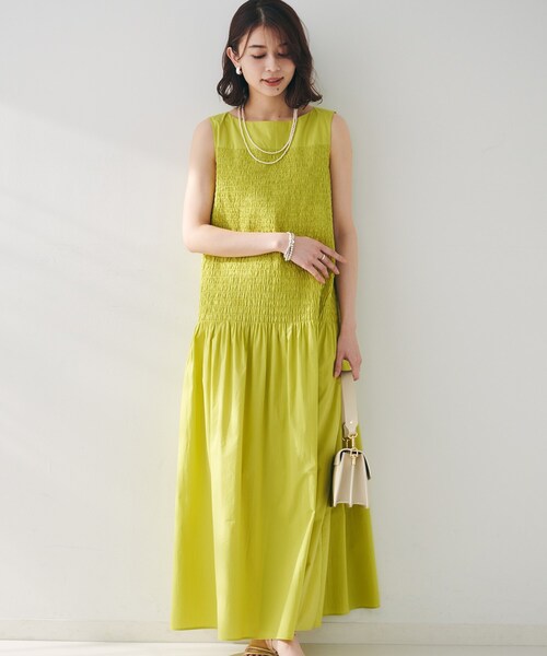 UNTITLED(アンタイトル)の「【コットン100/夏ワンピ/ナロー】シャーリングワンピース(ワンピース・レディース・ダークブラウン/スモーキーグリーン系/ブラック/オフホワイト・01/02/03/44)」の14枚目の写真