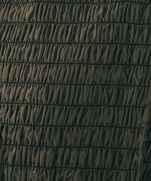 UNTITLED(アンタイトル)の「【コットン100/夏ワンピ/ナロー】シャーリングワンピース(ワンピース・レディース・ダークブラウン/スモーキーグリーン系/ブラック/オフホワイト・01/02/03/44)」の21枚目の写真