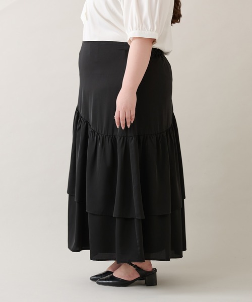 Louiosy(ルオシー)の「【大きいサイズ】アシメティアードスカート(スカート・レディース・オフホワイト/ブラック・3L/4L/X-LARGE)」の12枚目の写真