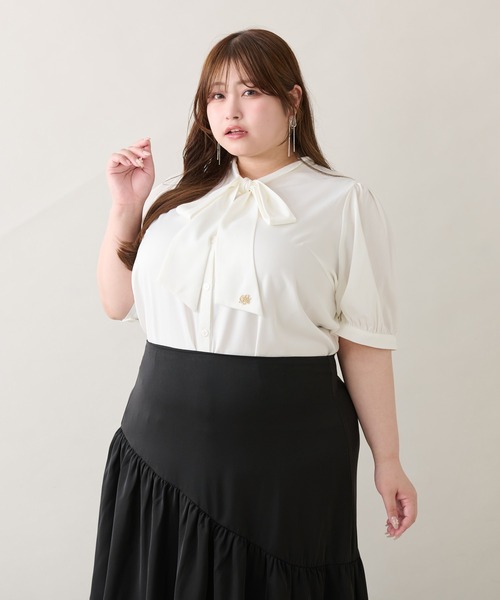 Louiosy(ルオシー)の「【大きいサイズ】アシメティアードスカート(スカート・レディース・オフホワイト/ブラック・3L/4L/X-LARGE)」の14枚目の写真