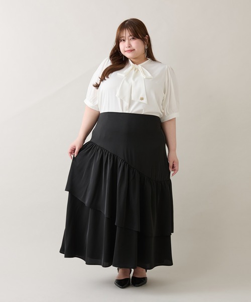Louiosy(ルオシー)の「【大きいサイズ】アシメティアードスカート(スカート・レディース・オフホワイト/ブラック・3L/4L/X-LARGE)」の15枚目の写真