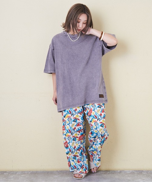 CUBE SUGAR(キューブシュガー)の「無地ピグメント染めビッグTシャツ(Tシャツ/カットソー・レディース・グリーン/スミクロ/パープル/ナチュラル/グレー・M)」の9枚目の写真