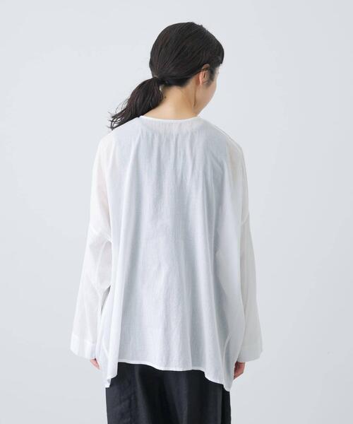 かぐれ(カグレ)の「ボイルワイドプルオーバー(シャツ/ブラウス・レディース・ベージュ系その他/オフホワイト/ブラック・FREE)」の7枚目の写真