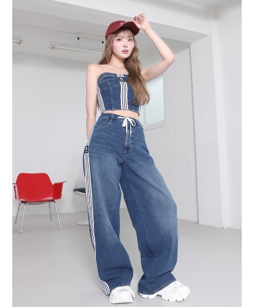 Darich（ダーリッチ）の「リメイクライクワイドデニムパンツ（デニムパンツ・レディース・ブラック/ブルー・S/M）」の3枚目の写真