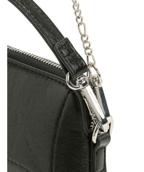 MURUA（ムルーア）の「マイクロチェーンバッグ（ショルダーバッグ・レディース・ゴールド系その他2/ブラック・FREE）」の9枚目の写真