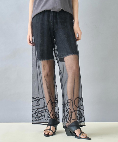 Settimissimo（セッティミッシモ）の「裾コード 刺繍 チュール レイヤード パンツ（その他パンツ・レディース・オフホワイト/ブラック・FREE）」の2枚目の写真