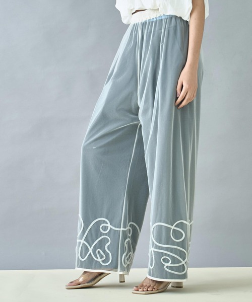 Settimissimo（セッティミッシモ）の「裾コード 刺繍 チュール レイヤード パンツ（その他パンツ・レディース・オフホワイト/ブラック・FREE）」の3枚目の写真